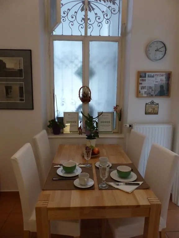 Stadtnest Bed&Breakfast Vienna Bed & Breakfast