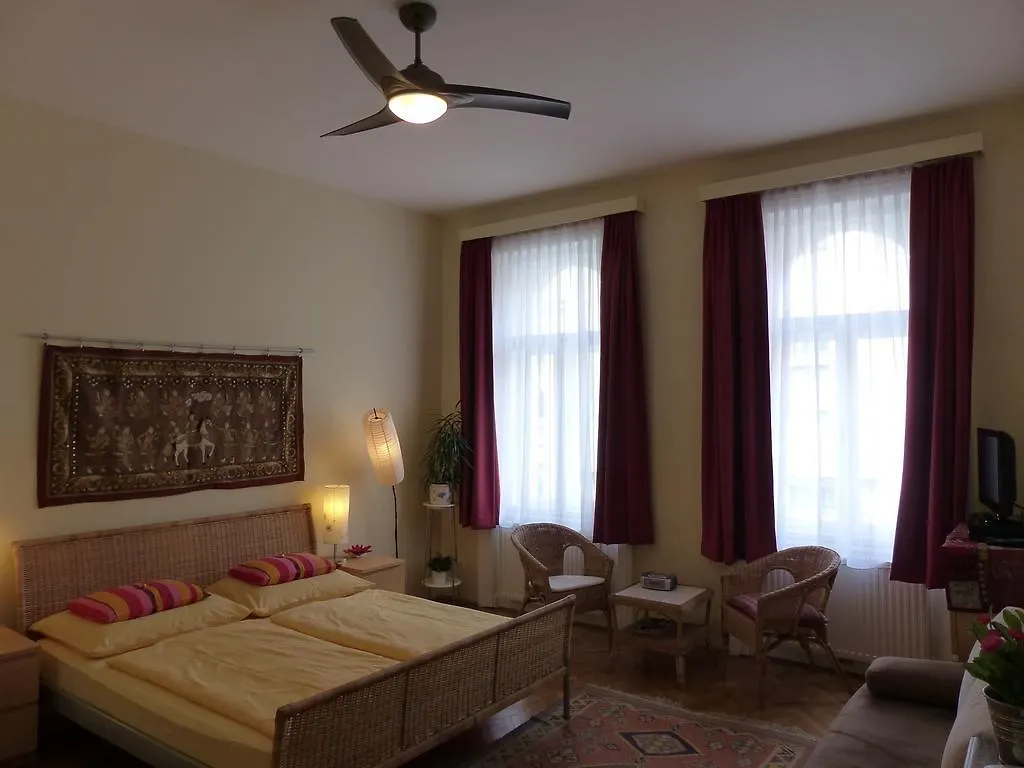 Stadtnest Bed&Breakfast Vienna