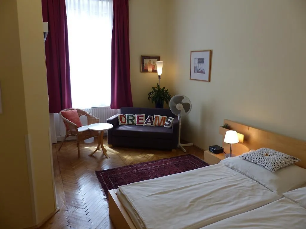 Stadtnest Bed&Breakfast Vienna